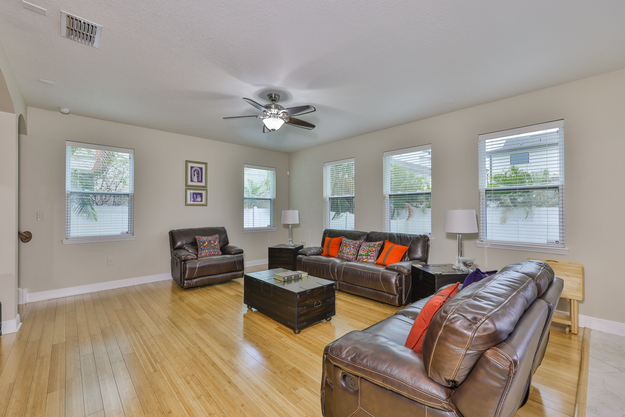 Tampa, Florida, 33616, United States, 3 Bedrooms Bedrooms, ,3 BathroomsBathrooms,Residential,For Sale,1981875