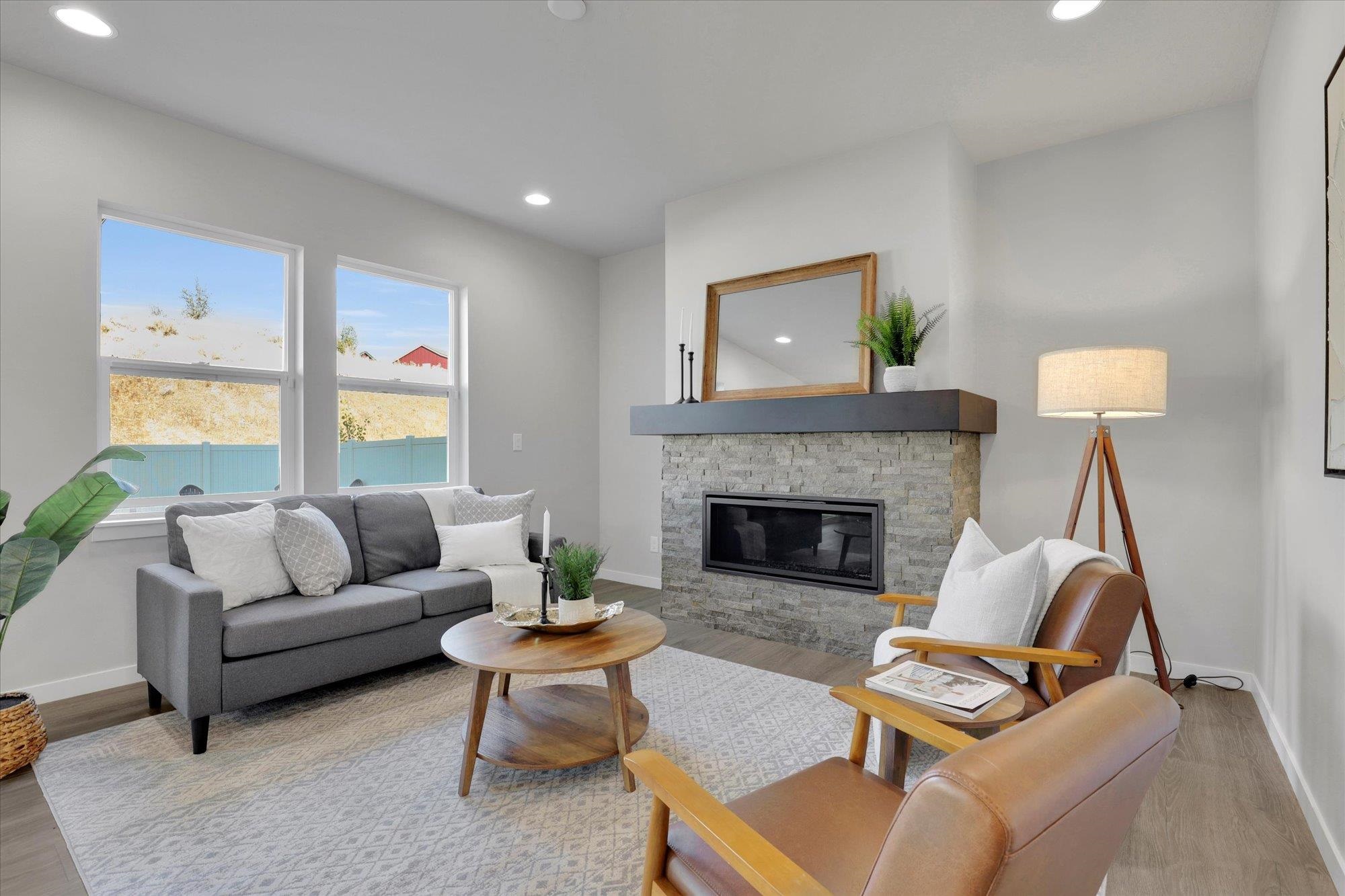Liberty Lake, Washington, 99019, United States, 3 Bedrooms Bedrooms, ,3 BathroomsBathrooms,Residential,For Sale,1950733