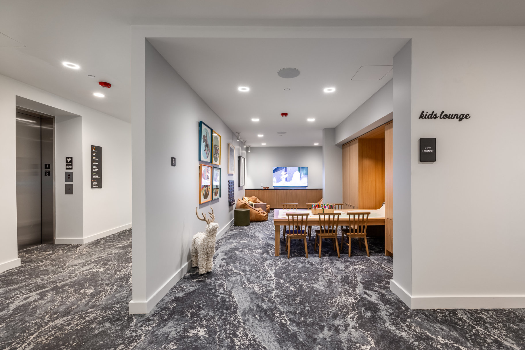 Furnished 5-bedroom Penthouse at Founder