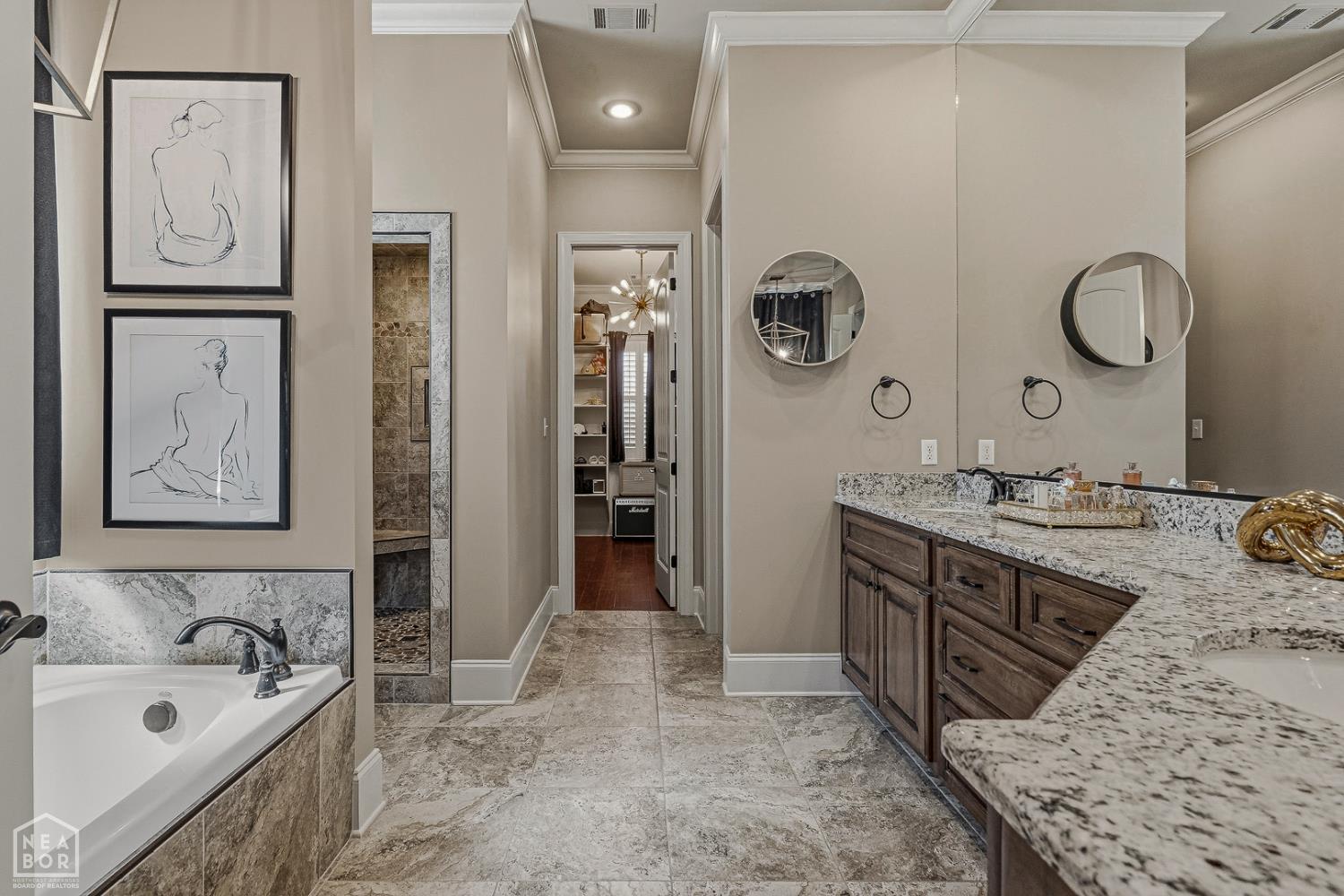 Jonesboro, Arkansas, 72404, United States, 4 Bedrooms Bedrooms, ,4 BathroomsBathrooms,Residential,For Sale,2031922