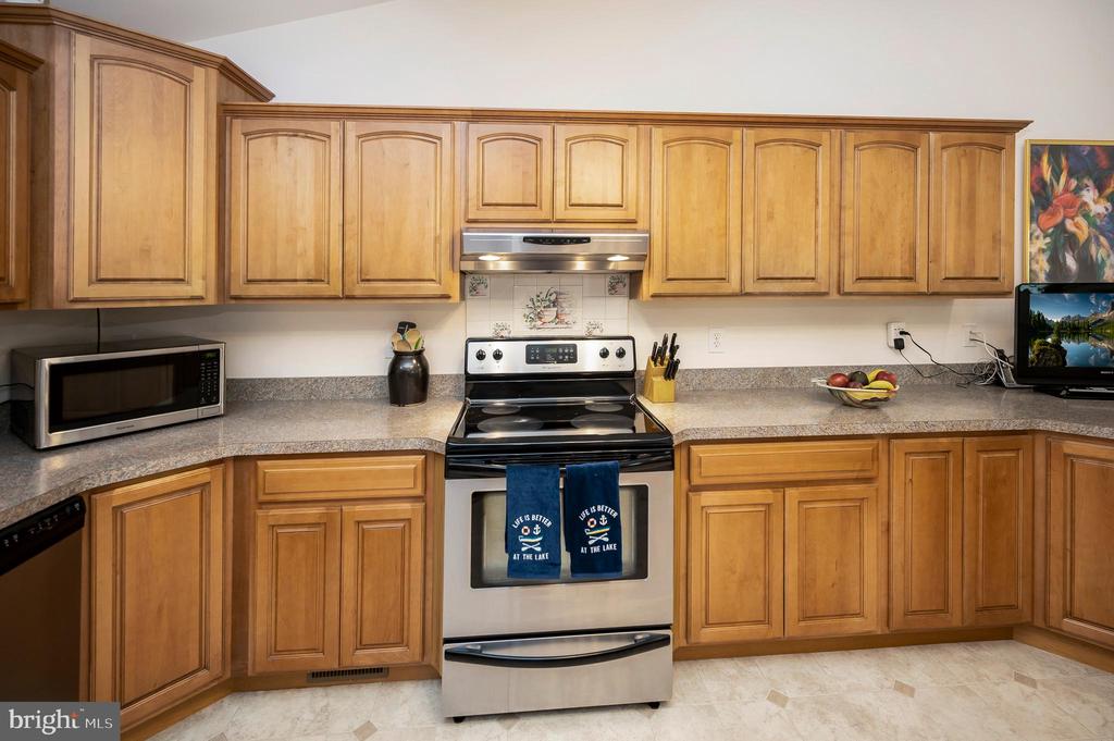 Locust Grove, Virginia, 22508, United States, 4 Bedrooms Bedrooms, ,4 BathroomsBathrooms,Residential,For Sale,1810650