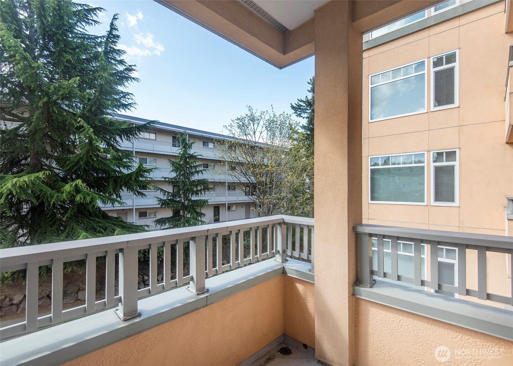 KIRKLAND, Washington, 98033, United States, 1 Bedroom Bedrooms, ,1 BathroomBathrooms,Residential,For Sale,1778230