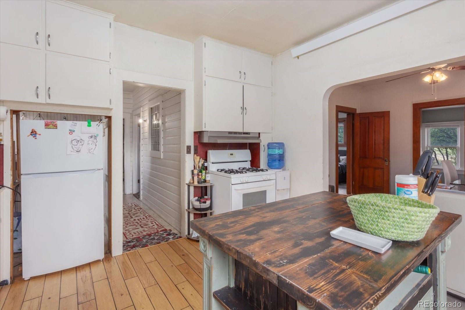 Salida, Colorado, 81201, United States, 2 Bedrooms Bedrooms, ,1 BathroomBathrooms,Residential,For Sale,1974985