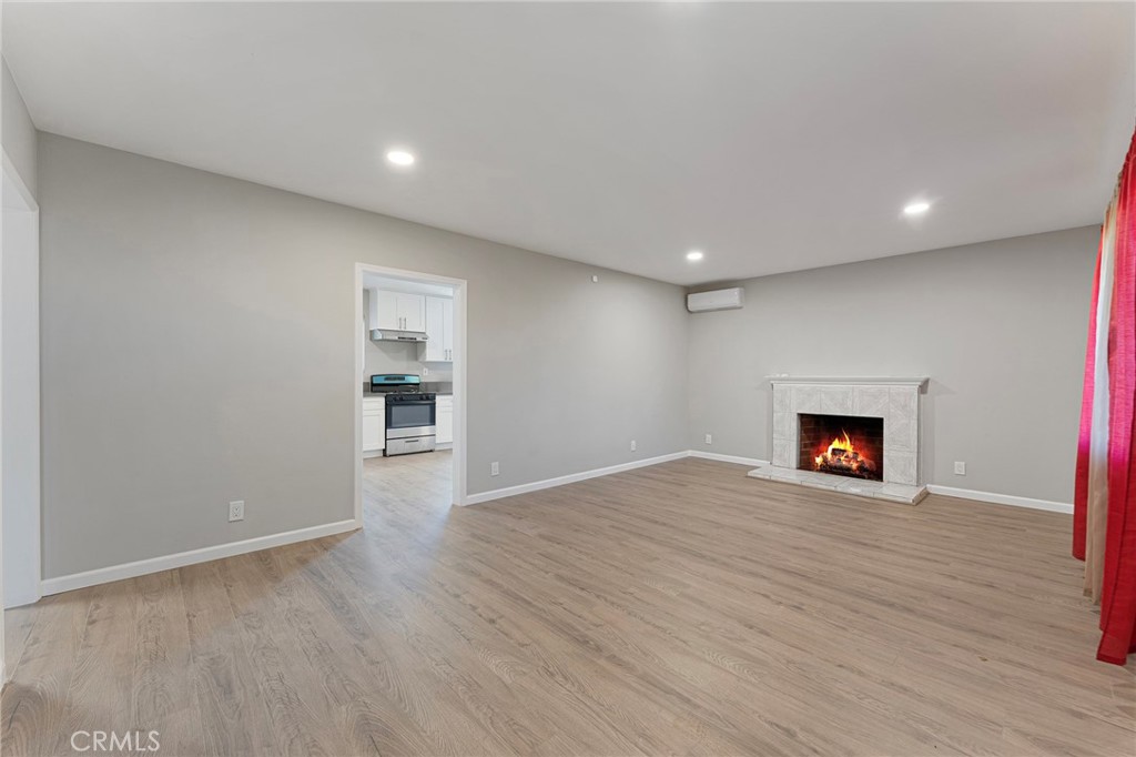 Montebello, California, 90640, United States, ,Residential,For Sale,1998706