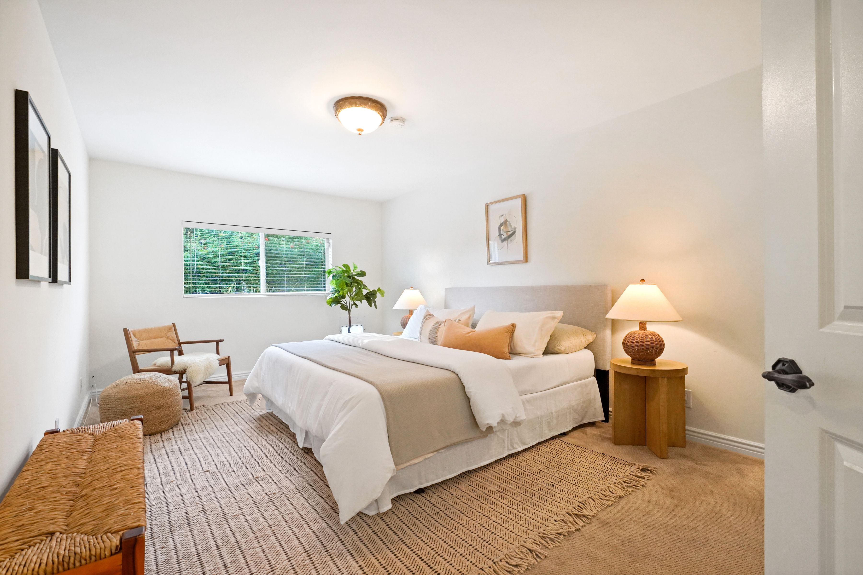  11593 Kling Street - 物件實景