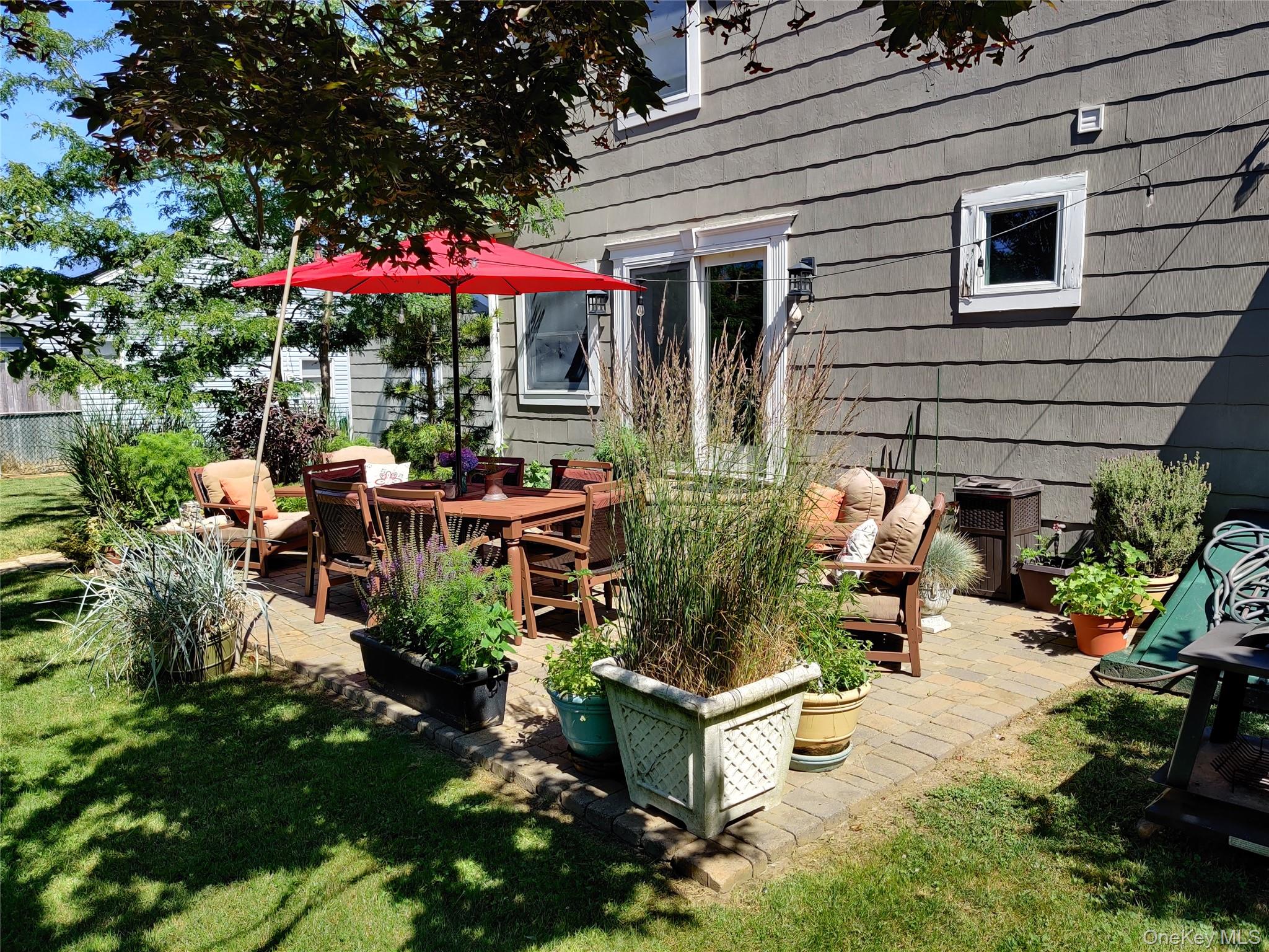 Hayes Rd, Amityville, NY 11701 #1