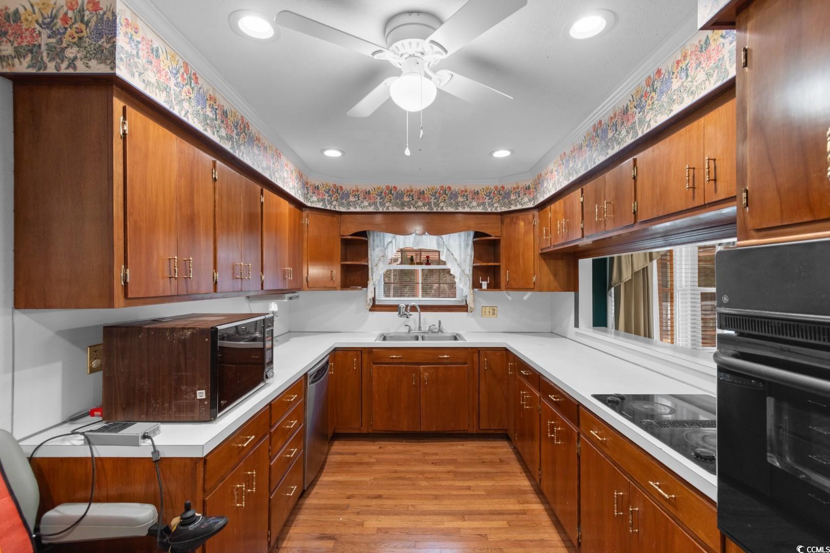 Conway, South Carolina, 29526, United States, 5 Bedrooms Bedrooms, ,5 BathroomsBathrooms,Residential,For Sale,1974302