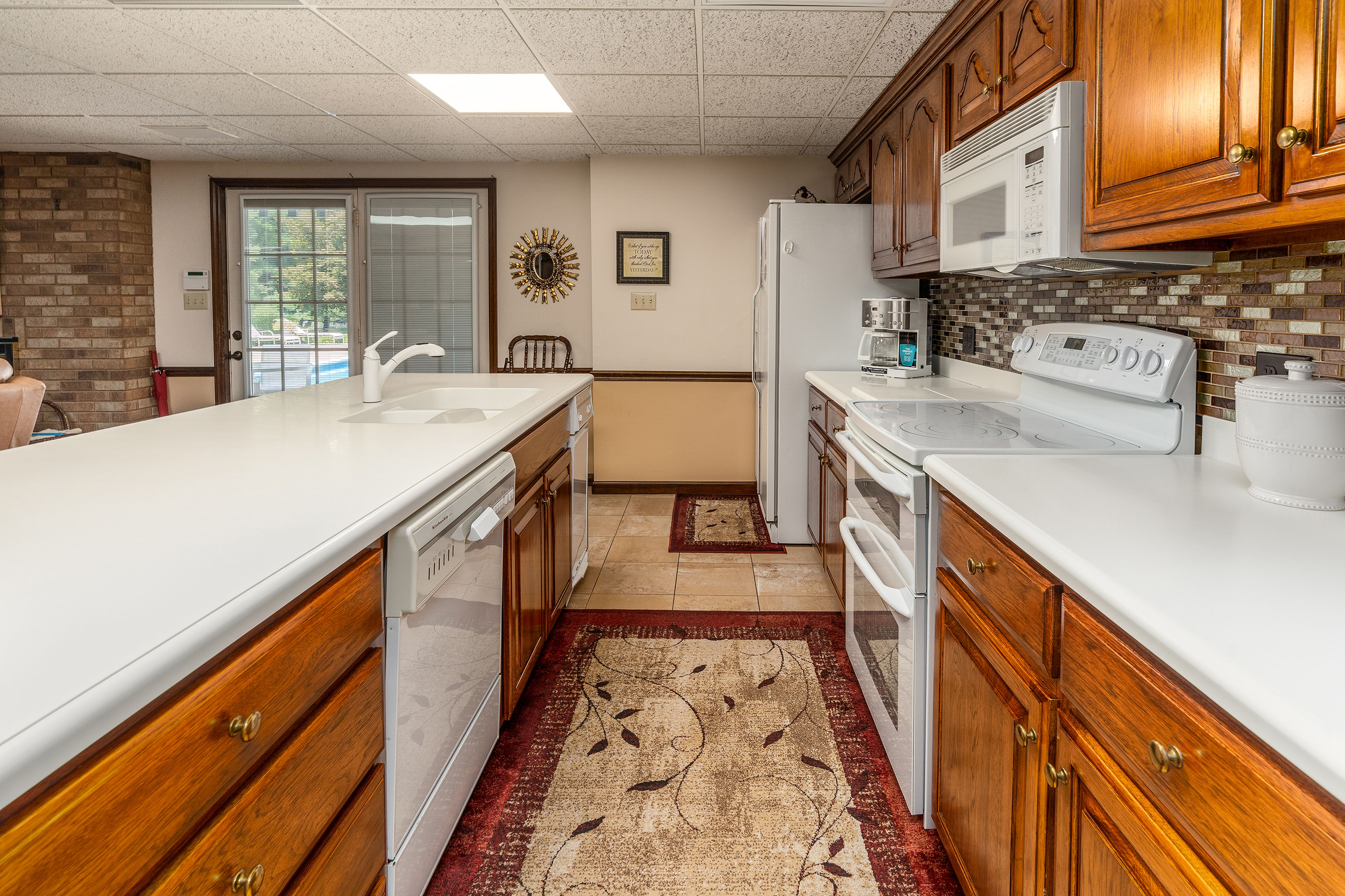 Marion, Illinois, 62959, United States, 7 Bedrooms Bedrooms, ,7 BathroomsBathrooms,Residential,For Sale,1979062