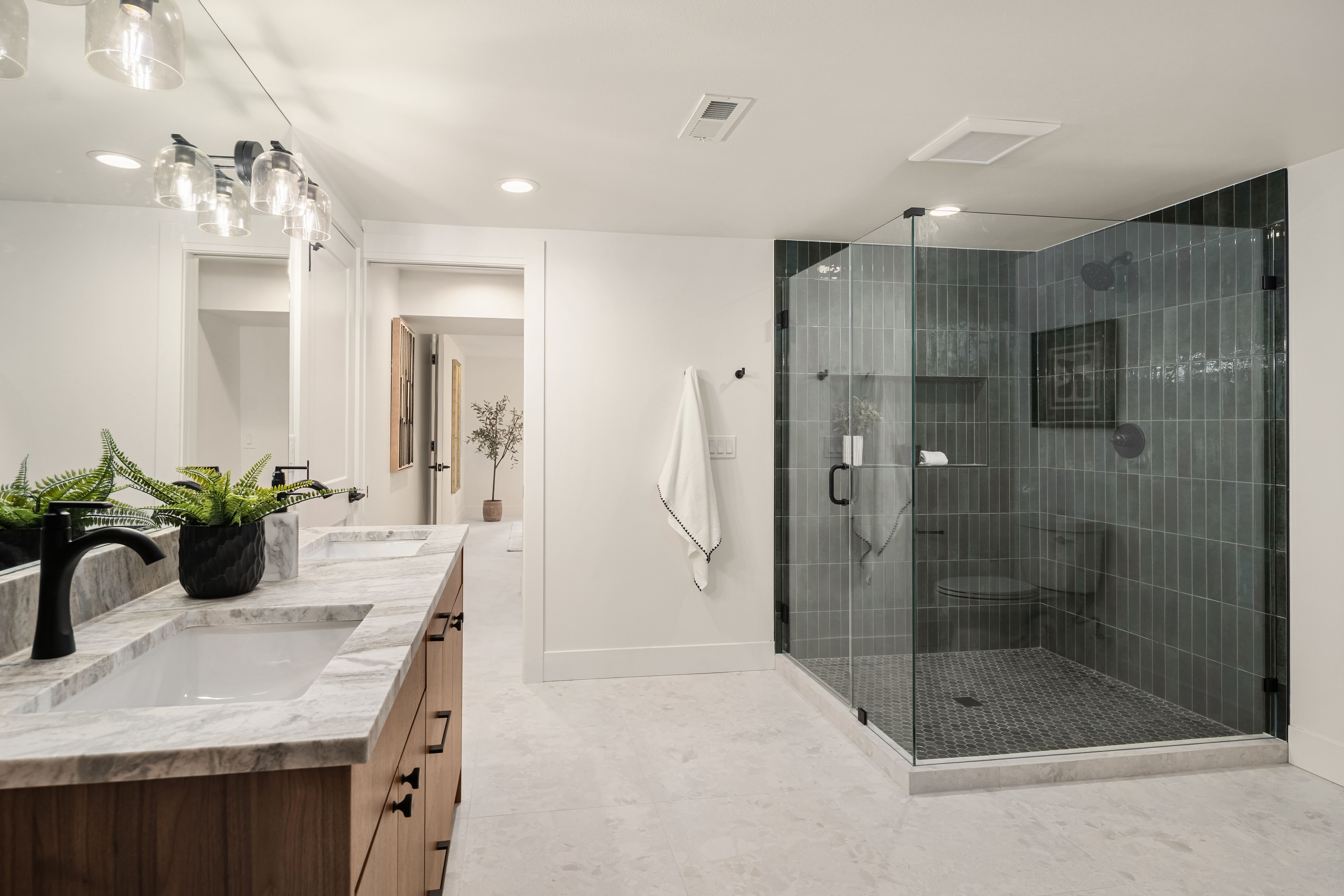  7070 94th Avenue Southeast, Mercer Island, WA 98040 - 物件實景
