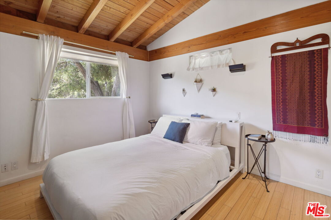 Topanga, California, 90290, United States, 4 Bedrooms Bedrooms, ,3 BathroomsBathrooms,Residential,For Sale,1795536