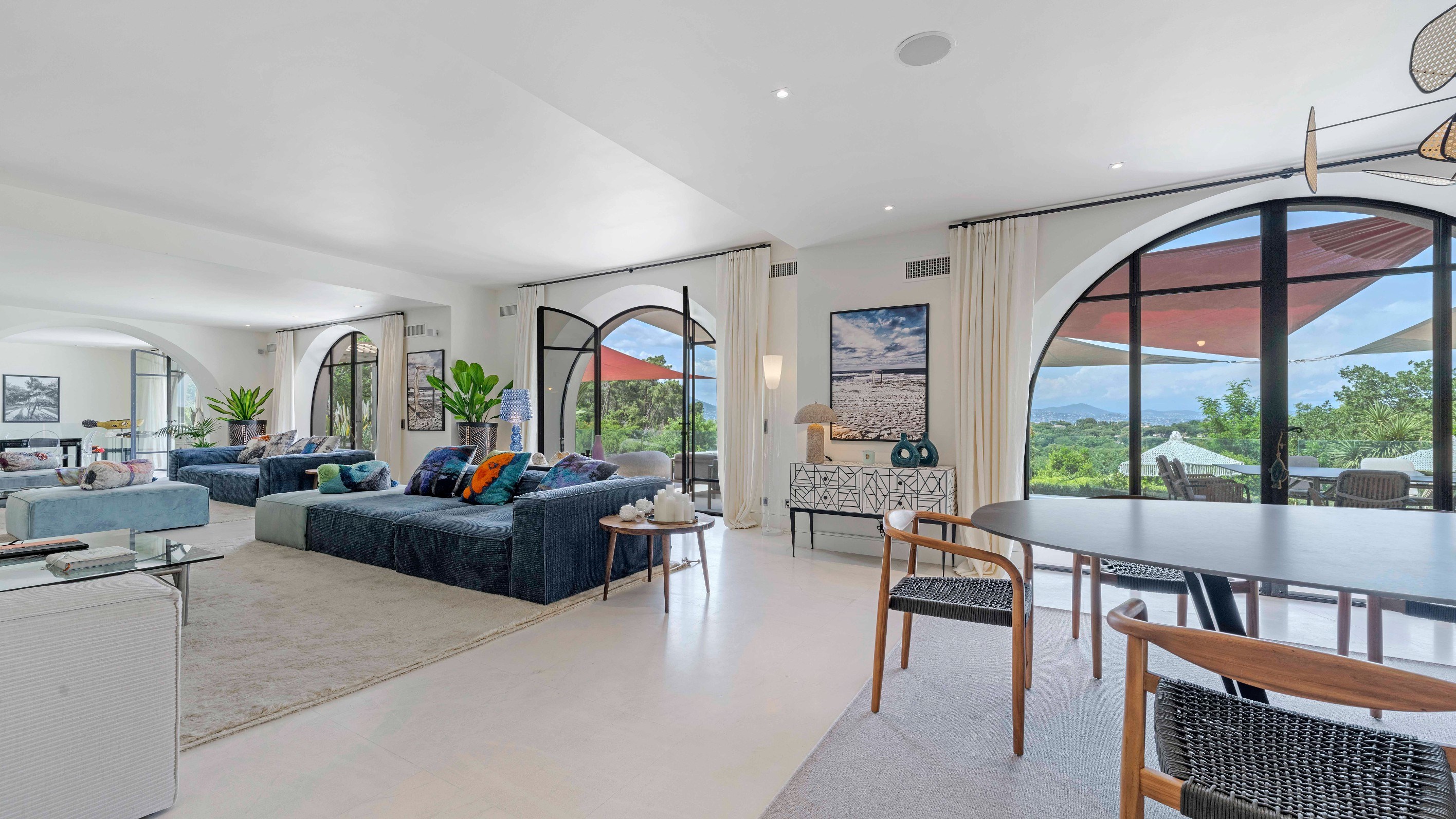  Contemporary sea view villa with 7 suites, pool & Spa for sale in Ramatuelle - 物件實景