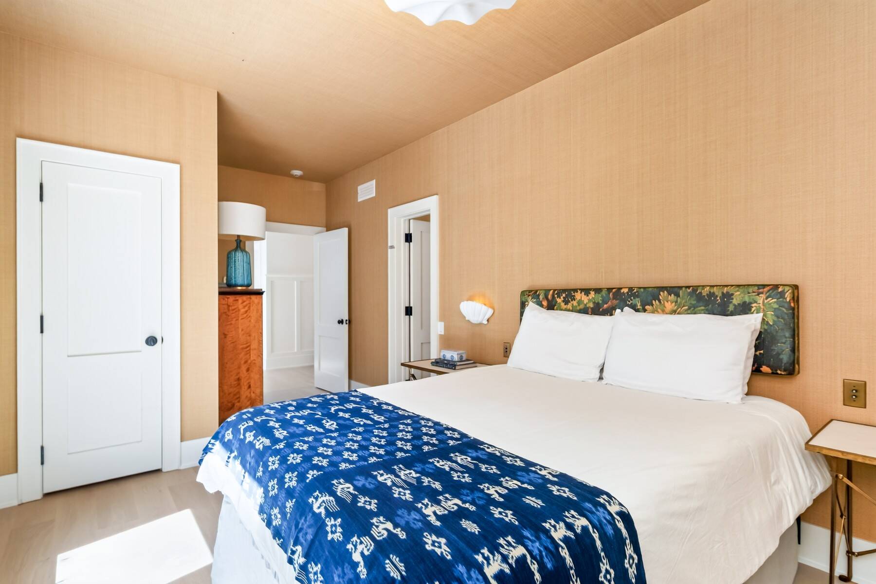  Brand New Renovated Home with Water Views at Louse Point - 物件實景