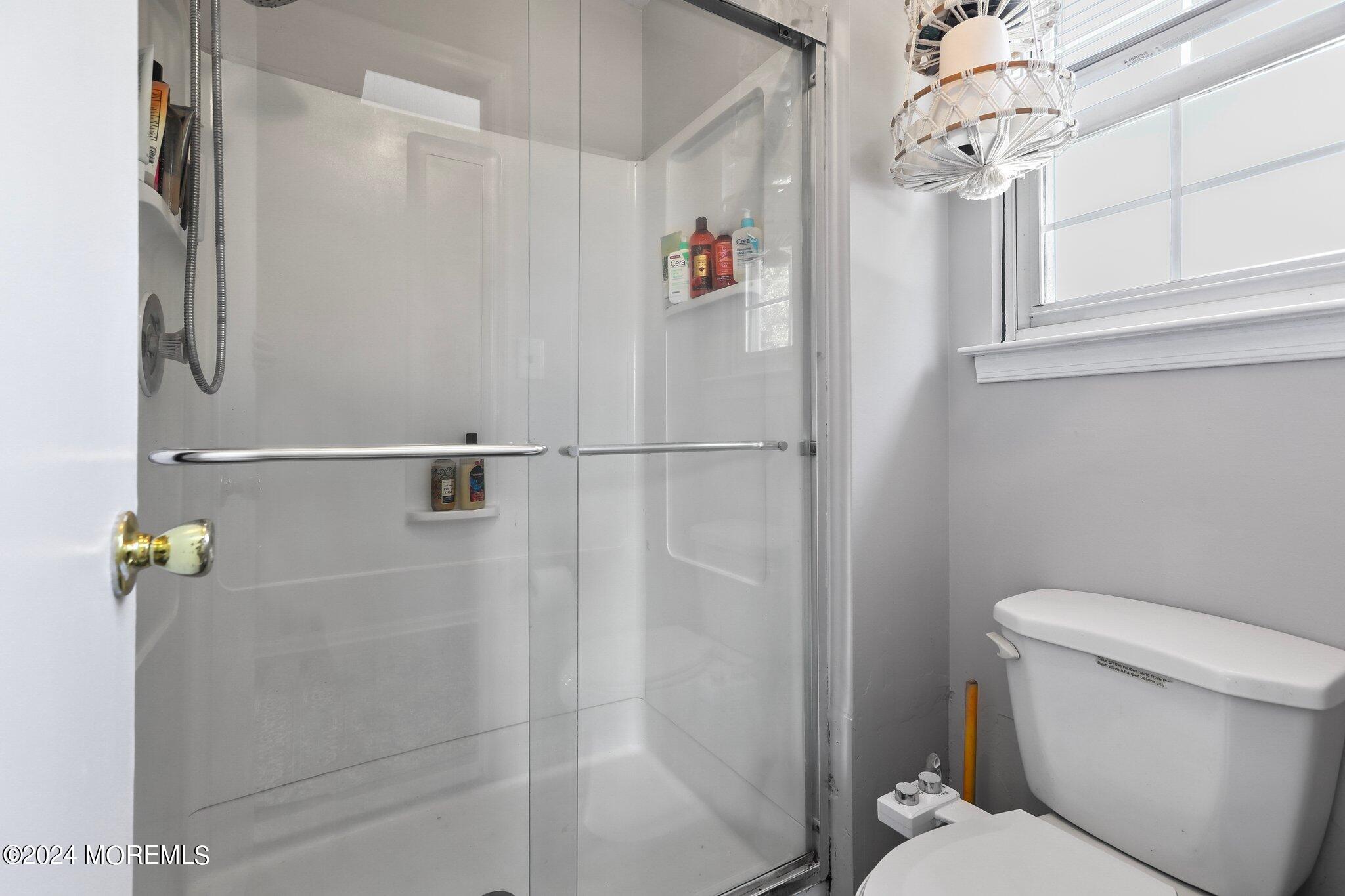 Howell, New Jersey, 07731, United States, 4 Bedrooms Bedrooms, ,3 BathroomsBathrooms,Residential,For Sale,1928001