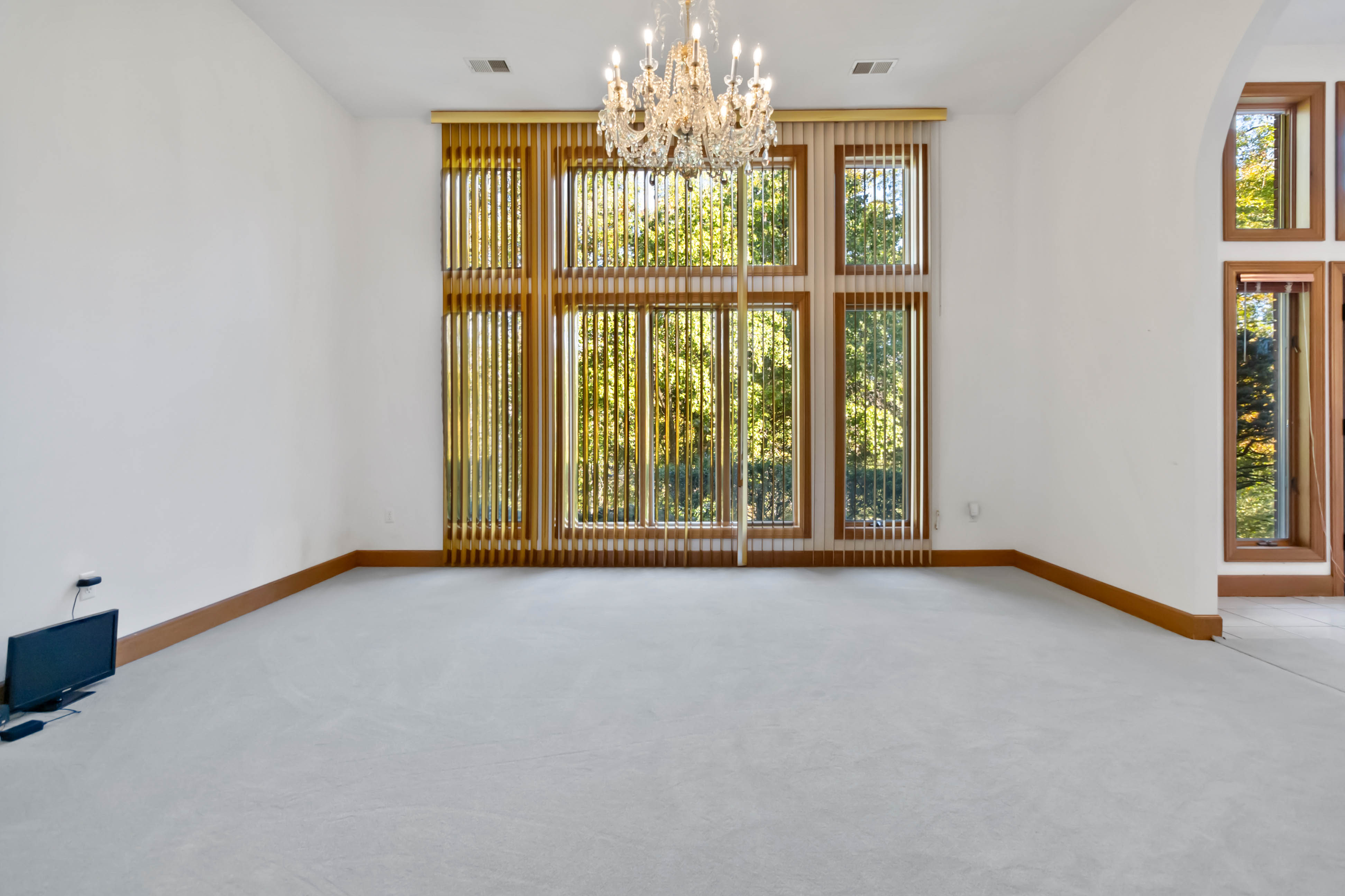 Somerset, Kentucky, 42501, United States, 4 Bedrooms Bedrooms, ,3 BathroomsBathrooms,Residential,For Sale,1980491