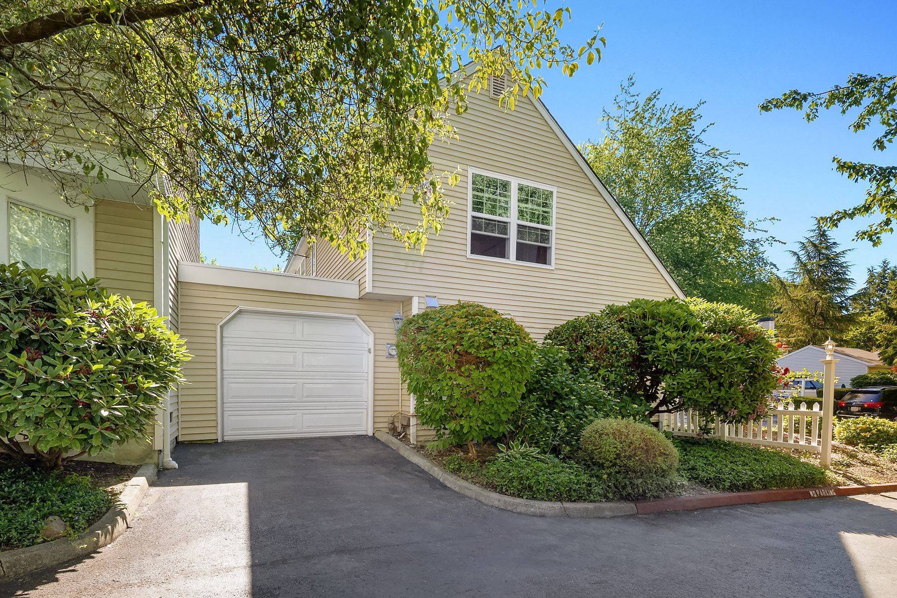  10262 NE 129th Lane, Kirkland, WA 98034 - 物件實景