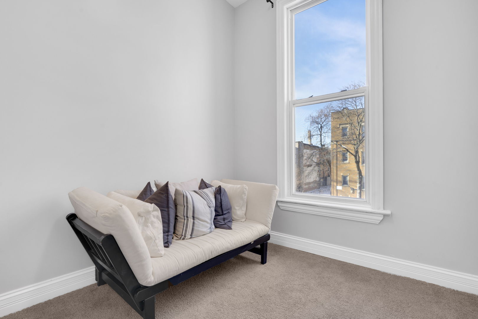 Chicago, Illinois, 60637, United States, 7 Bedrooms Bedrooms, ,Residential,For Sale,1699303