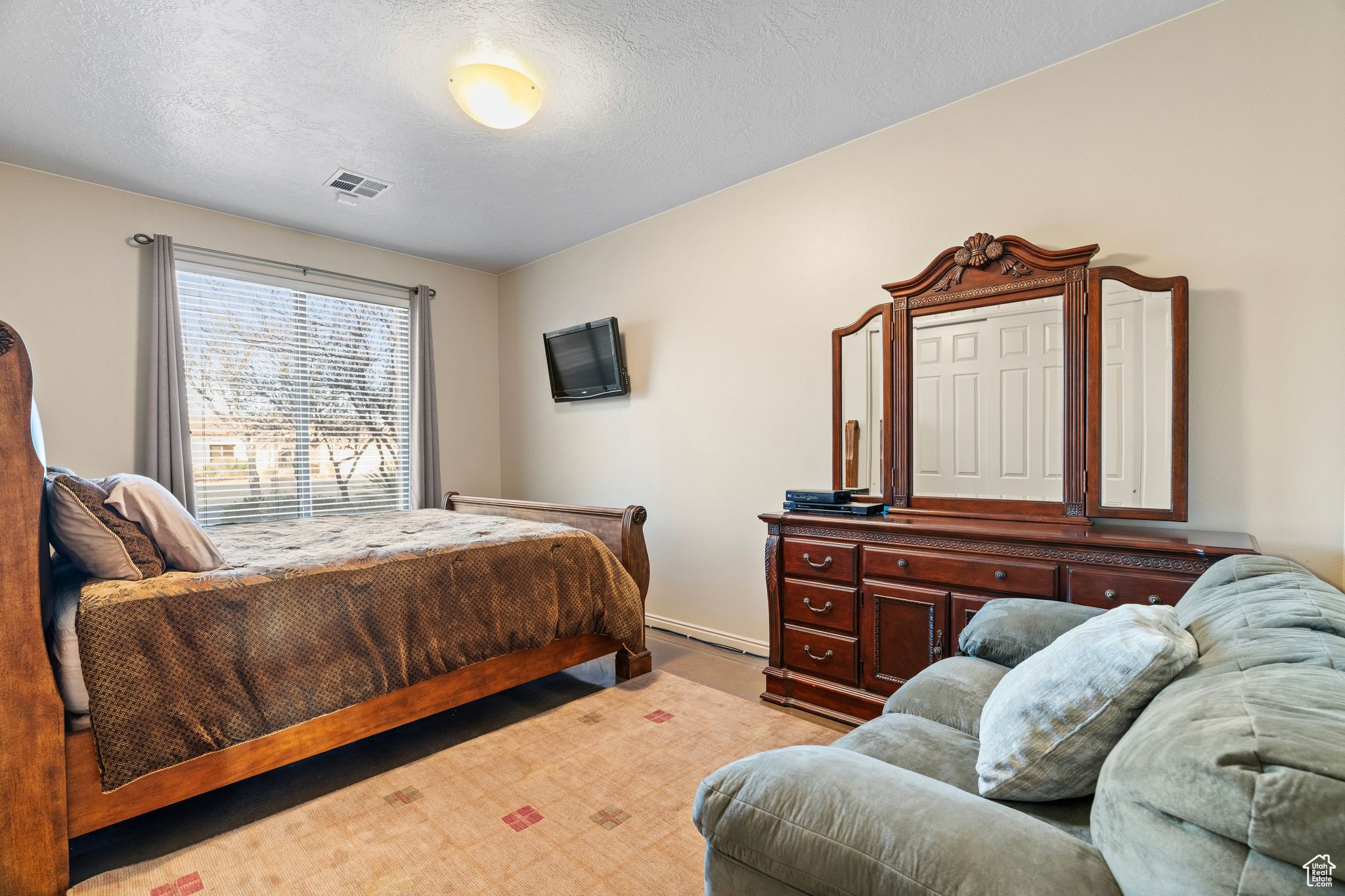 Washington, Utah, 84780, United States, 4 Bedrooms Bedrooms, ,3 BathroomsBathrooms,Residential,For Sale,1696576