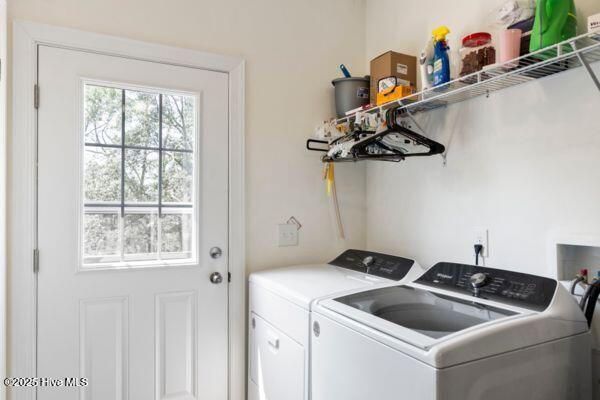 Burgaw, North Carolina, 28425, United States, 3 Bedrooms Bedrooms, ,2 BathroomsBathrooms,Residential,For Sale,1910995