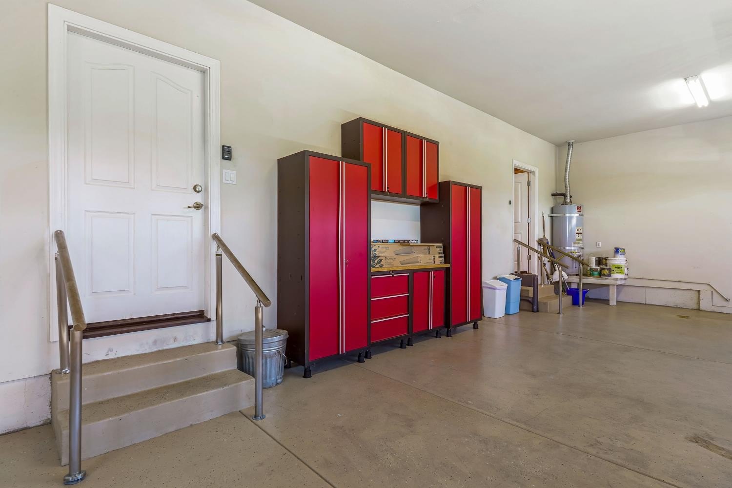 Valley Springs, California, 95252, United States, 3 Bedrooms Bedrooms, ,4 BathroomsBathrooms,Residential,For Sale,1981868