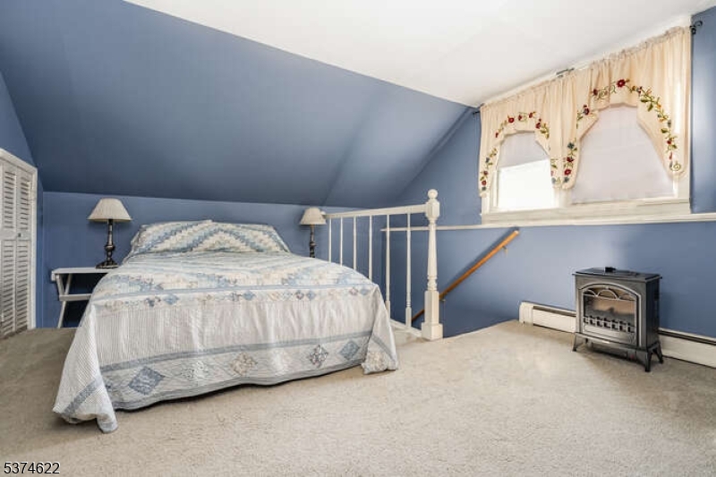 Kingwood Twp., New Jersey, 08822, United States, 3 Bedrooms Bedrooms, ,2 BathroomsBathrooms,Residential,For Sale,1903719