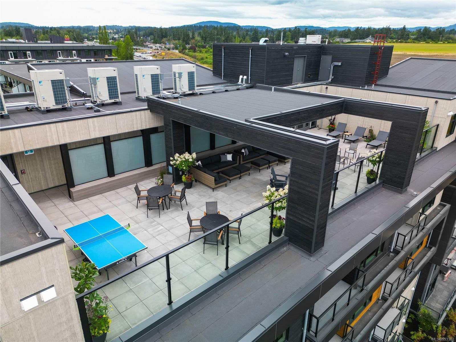 CENTRAL SAANICH, British Columbia, V8M 0B9, CA, 1 Bedroom Bedrooms, ,Residential,For Sale,1891209