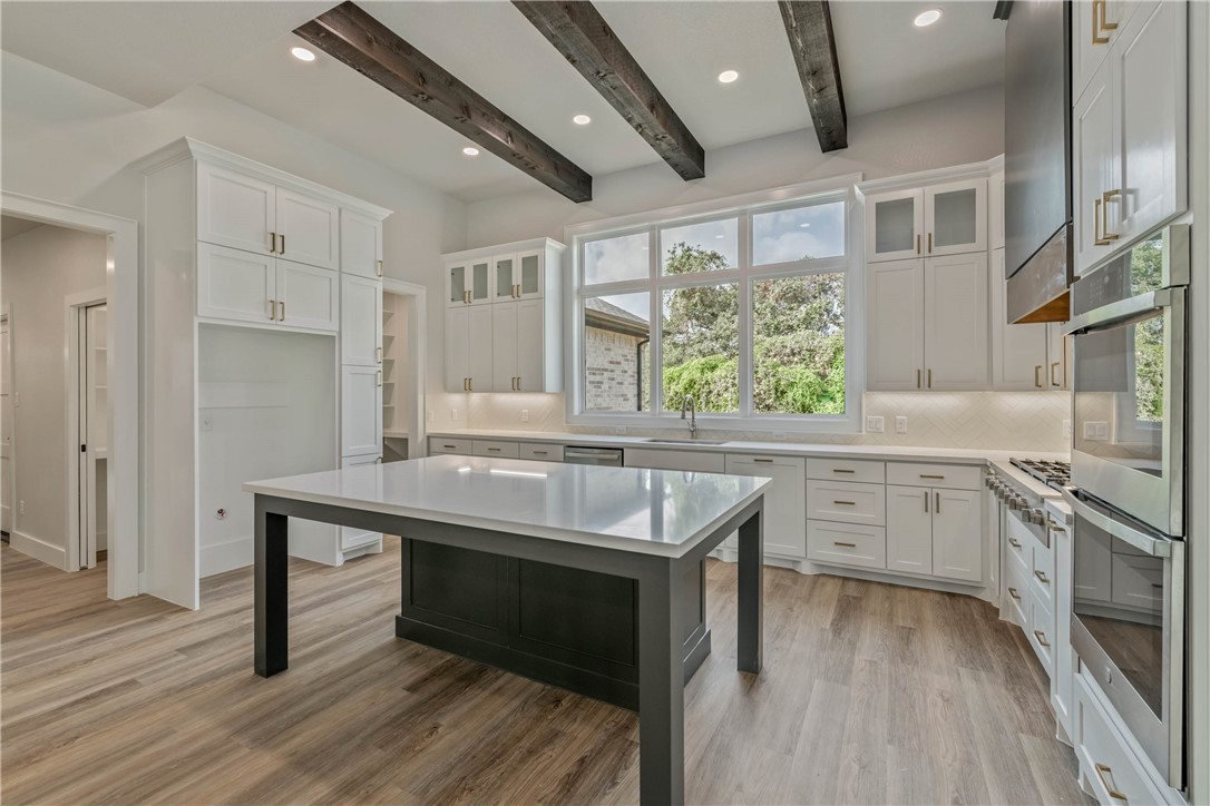 Franklin, Texas, 77856, United States, 4 Bedrooms Bedrooms, ,3 BathroomsBathrooms,Residential,For Sale,1984504