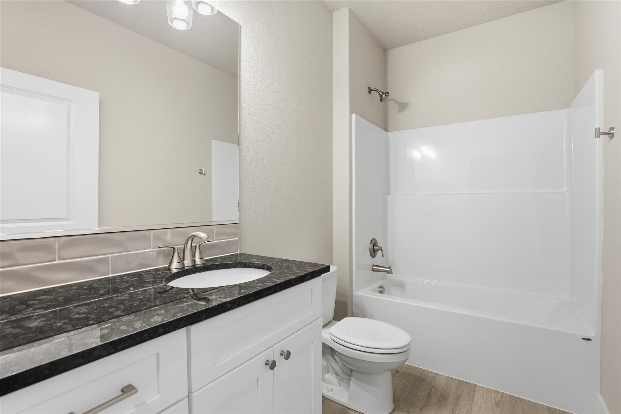 Deer Park, Washington, 99006, United States, 3 Bedrooms Bedrooms, ,2 BathroomsBathrooms,Residential,For Sale,1986419