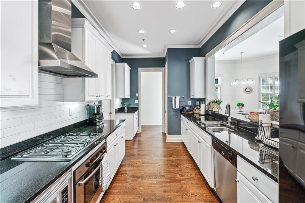 Atlanta, Georgia, 30307, United States, 3 Bedrooms Bedrooms, ,3 BathroomsBathrooms,Residential,For Sale,1901800