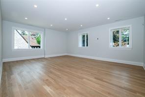 New Rochelle, New York, 10801, United States, 6 Bedrooms Bedrooms, ,5 BathroomsBathrooms,Residential,For Sale,1980613