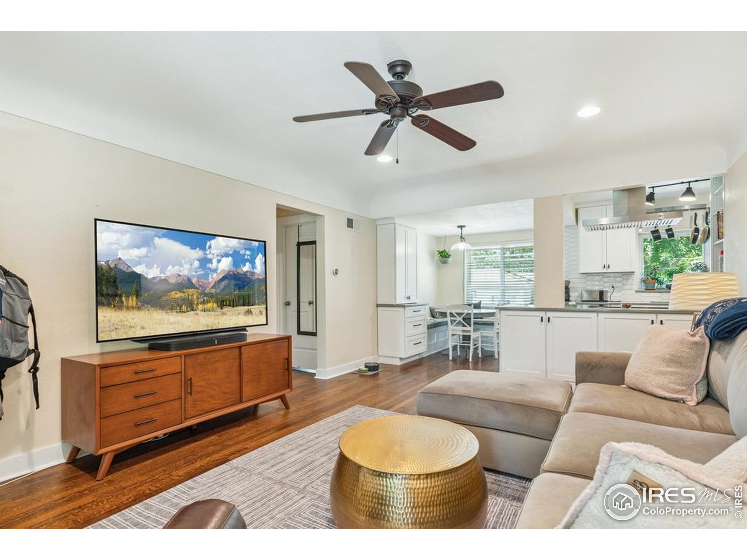 Denver, Colorado, 80220, United States, 4 Bedrooms Bedrooms, ,2 BathroomsBathrooms,Residential,For Sale,1901217