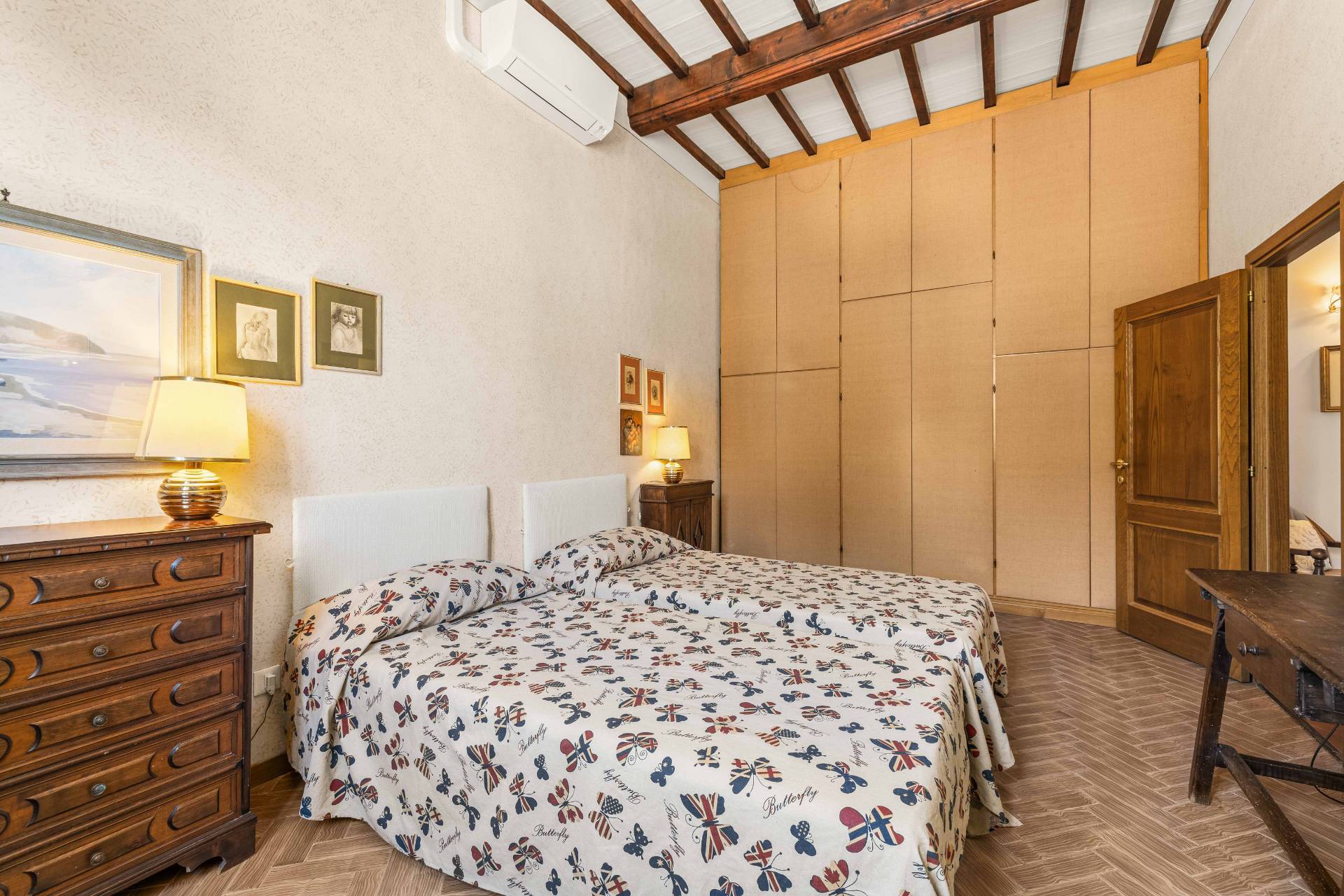 San Gimignano, Siena, 53037, IT, 3 Bedrooms Bedrooms, ,2 BathroomsBathrooms,Residential,For Sale,1876923