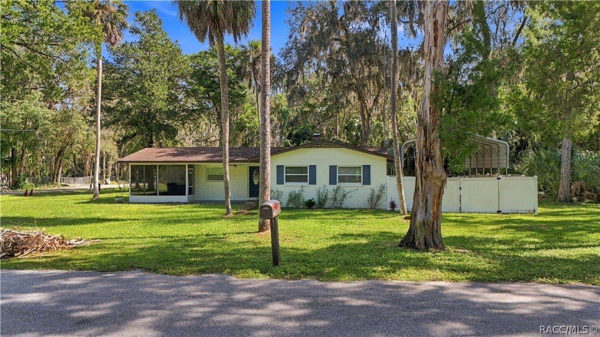 15th Ave, Crystal River, FL 34428