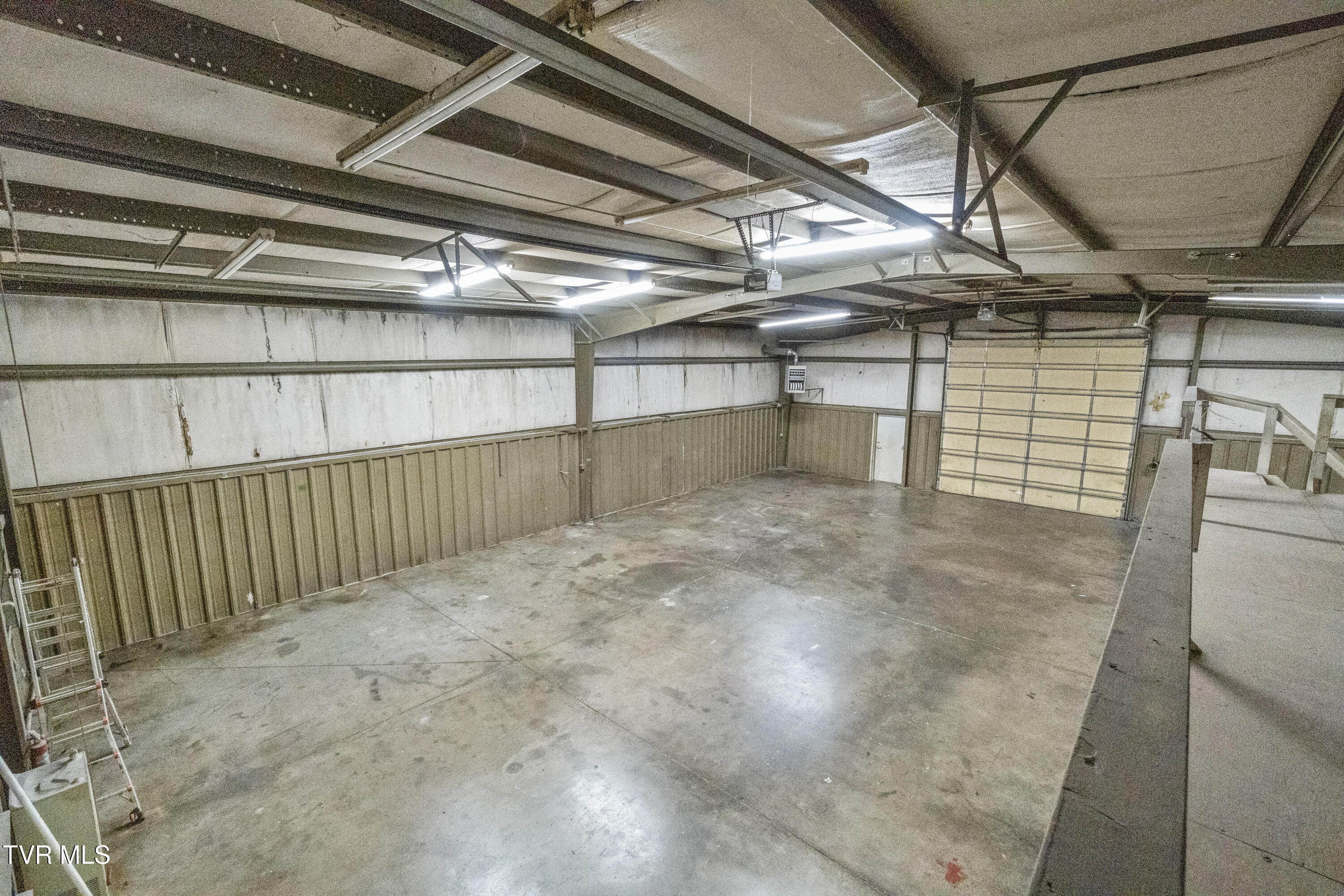 Greeneville, Tennessee, 37743, United States, 3 Bedrooms Bedrooms, ,2 BathroomsBathrooms,Residential,For Sale,1990242