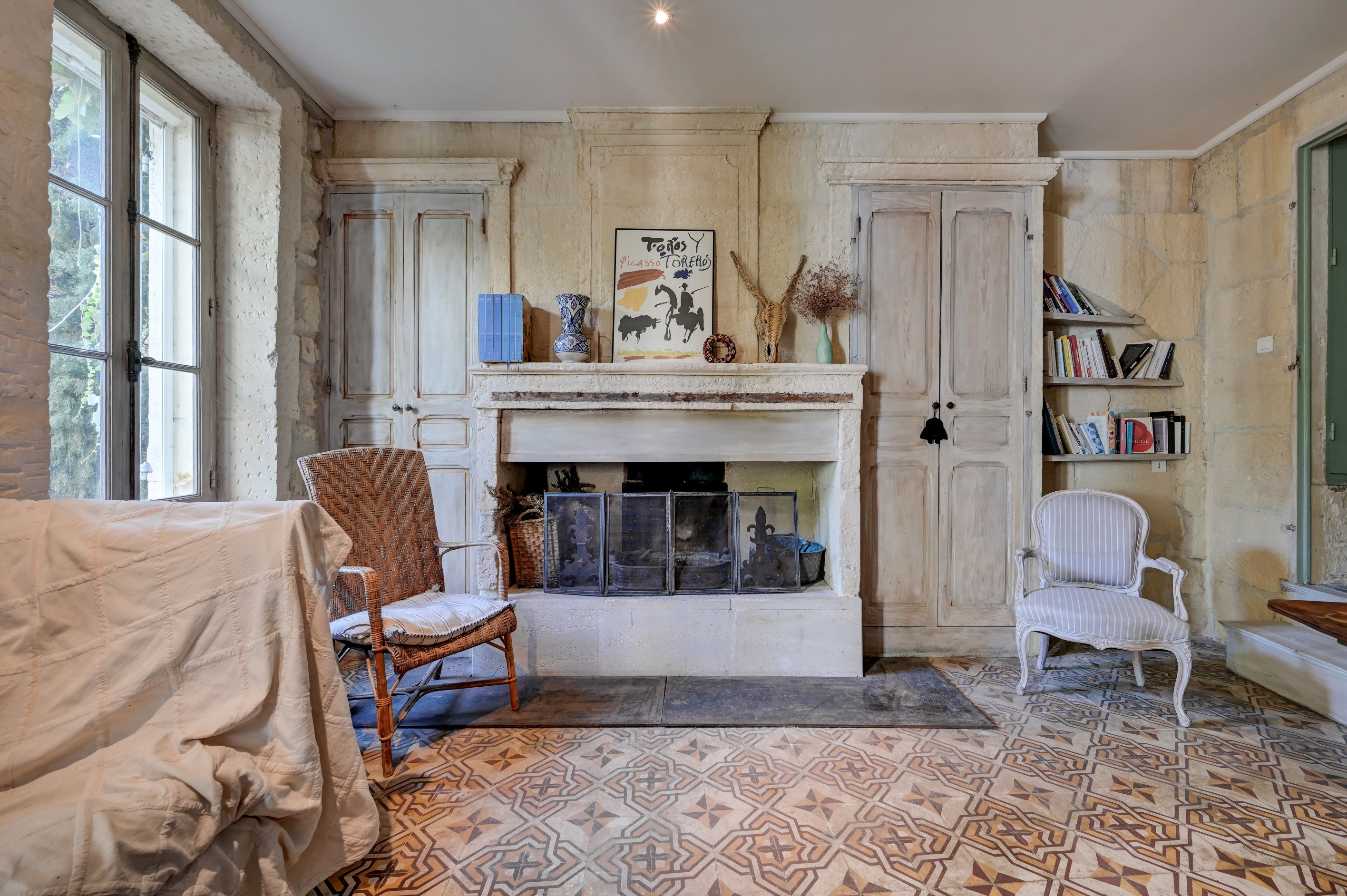  Characterful period house within walking distance of the center of Fontvieille. - 物件實景
