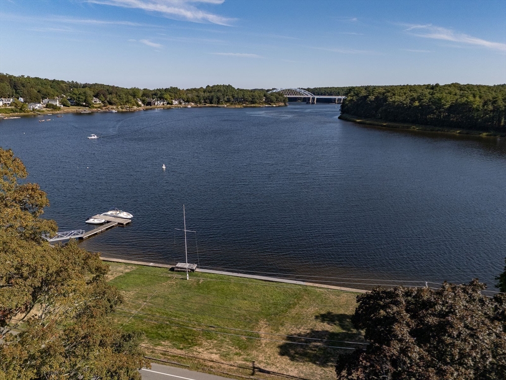 Amesbury, Massachusetts, 01913, United States, 5 Bedrooms Bedrooms, ,4 BathroomsBathrooms,Residential,For Sale,1992950