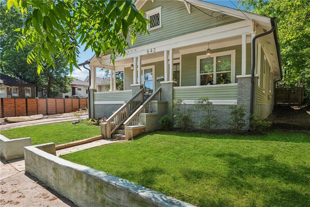 Atlanta, Georgia, 30310, United States, 3 Bedrooms Bedrooms, ,2 BathroomsBathrooms,Residential,For Sale,1991522