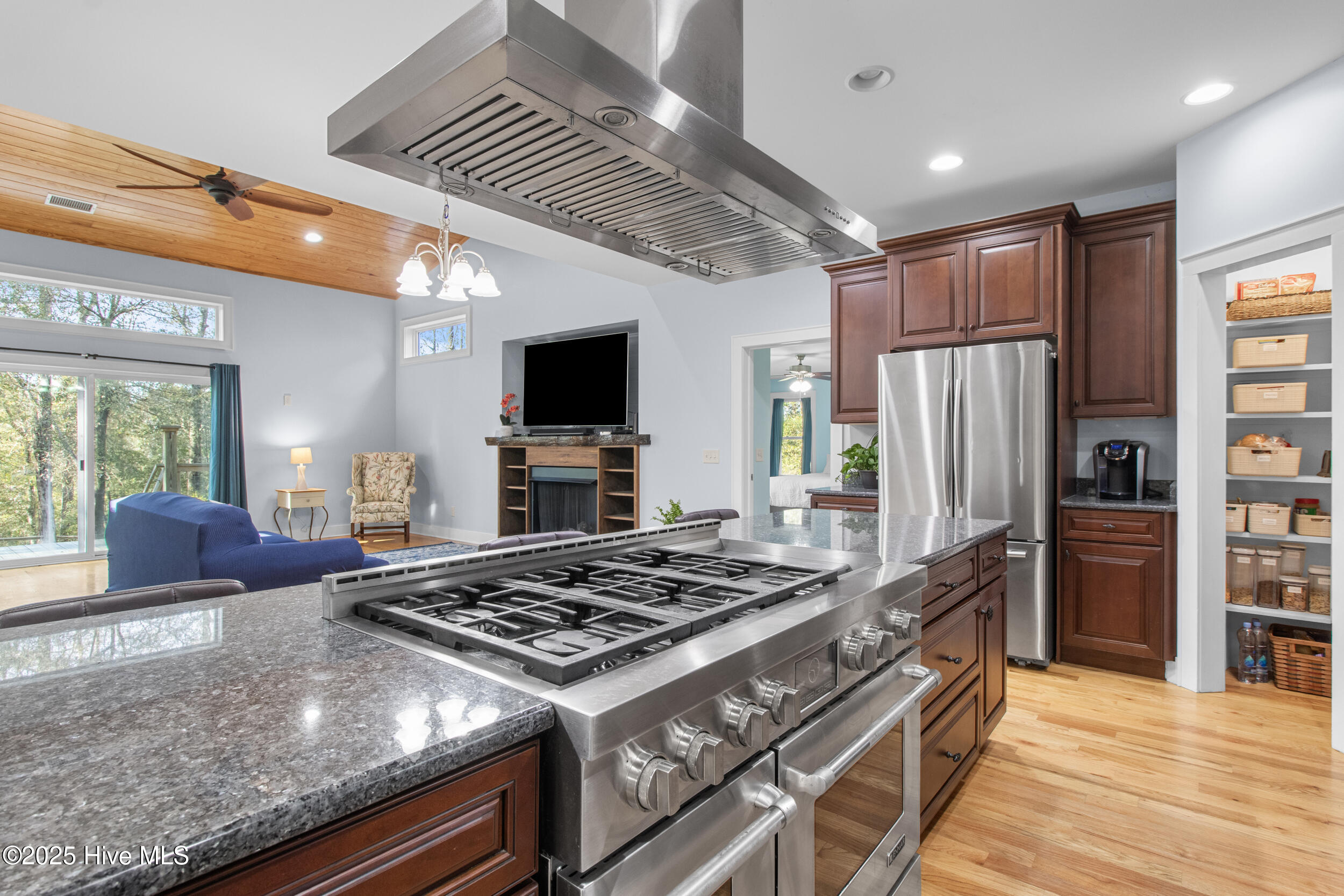Wilmington, North Carolina, 28411, United States, 3 Bedrooms Bedrooms, ,3 BathroomsBathrooms,Residential,For Sale,1877023