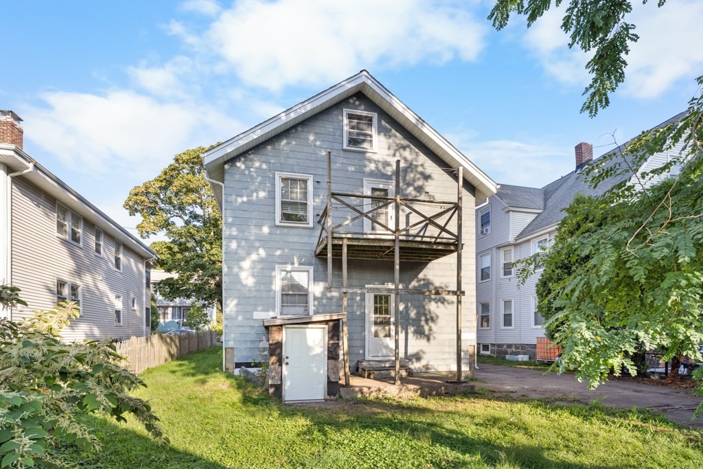 Quincy, Massachusetts, 02170, United States, 4 Bedrooms Bedrooms, ,2 BathroomsBathrooms,Residential,For Sale,1942213