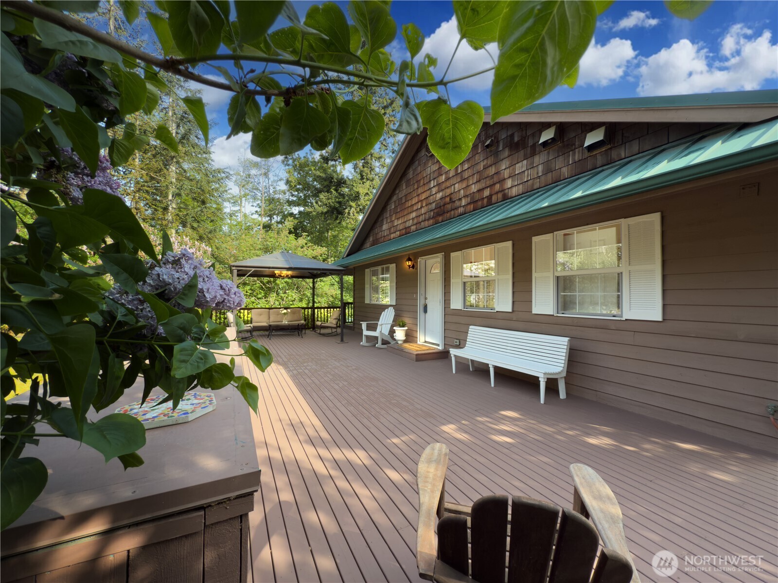 Hat Island, Washington, 98206, United States, 2 Bedrooms Bedrooms, ,2 BathroomsBathrooms,Residential,For Sale,1975923