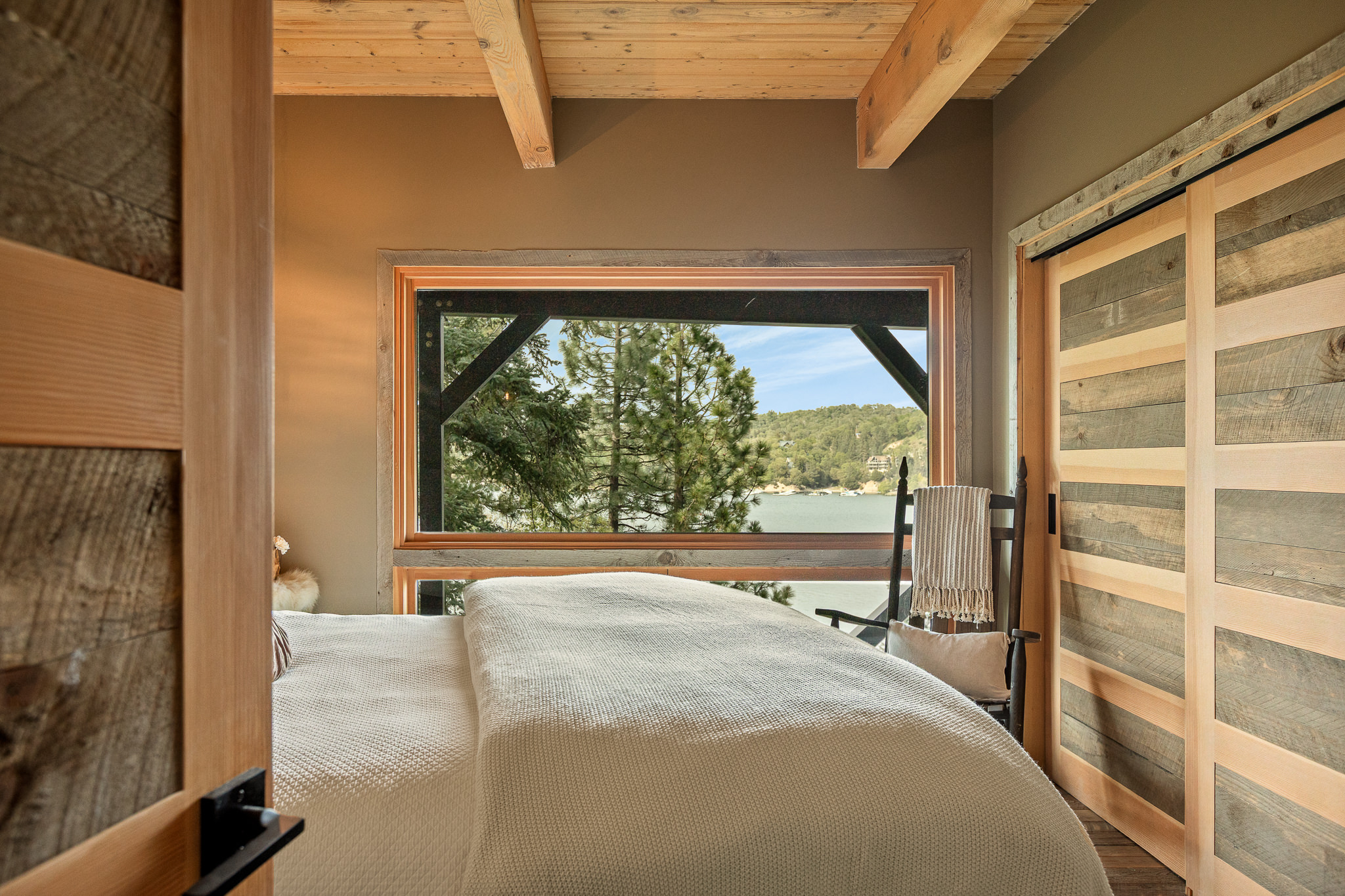  28778 Palisades Drive, Lake Arrowhead, CA 92352 - 物件實景