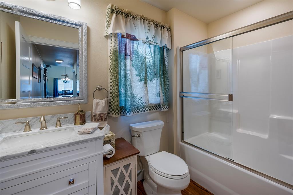 Polson, Montana, 59860, United States, 3 Bedrooms Bedrooms, ,1 BathroomBathrooms,Residential,For Sale,1976737