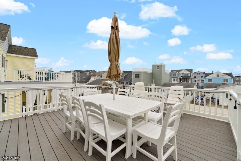 Toms River Township, New Jersey, 08751, United States, 3 Bedrooms Bedrooms, ,2 BathroomsBathrooms,Residential,For Sale,1988646