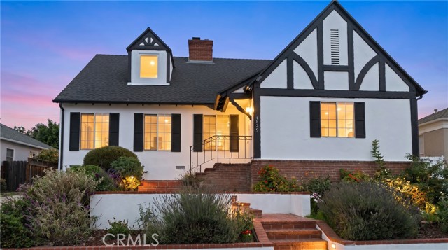 Los Angeles, California, 90043, United States, 3 Bedrooms Bedrooms, ,3 BathroomsBathrooms,Residential,For Sale,2049255