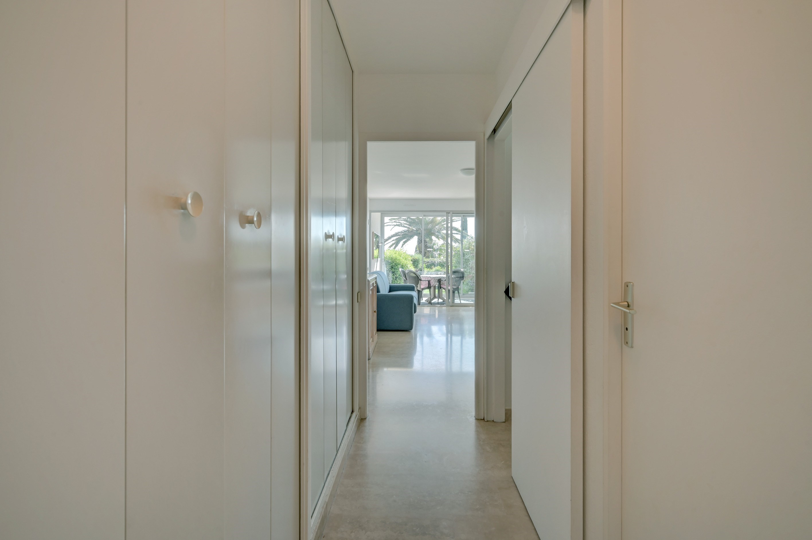  Cassis – Apartment with Garden and Sea View Glimpse Near the Port - 物件實景