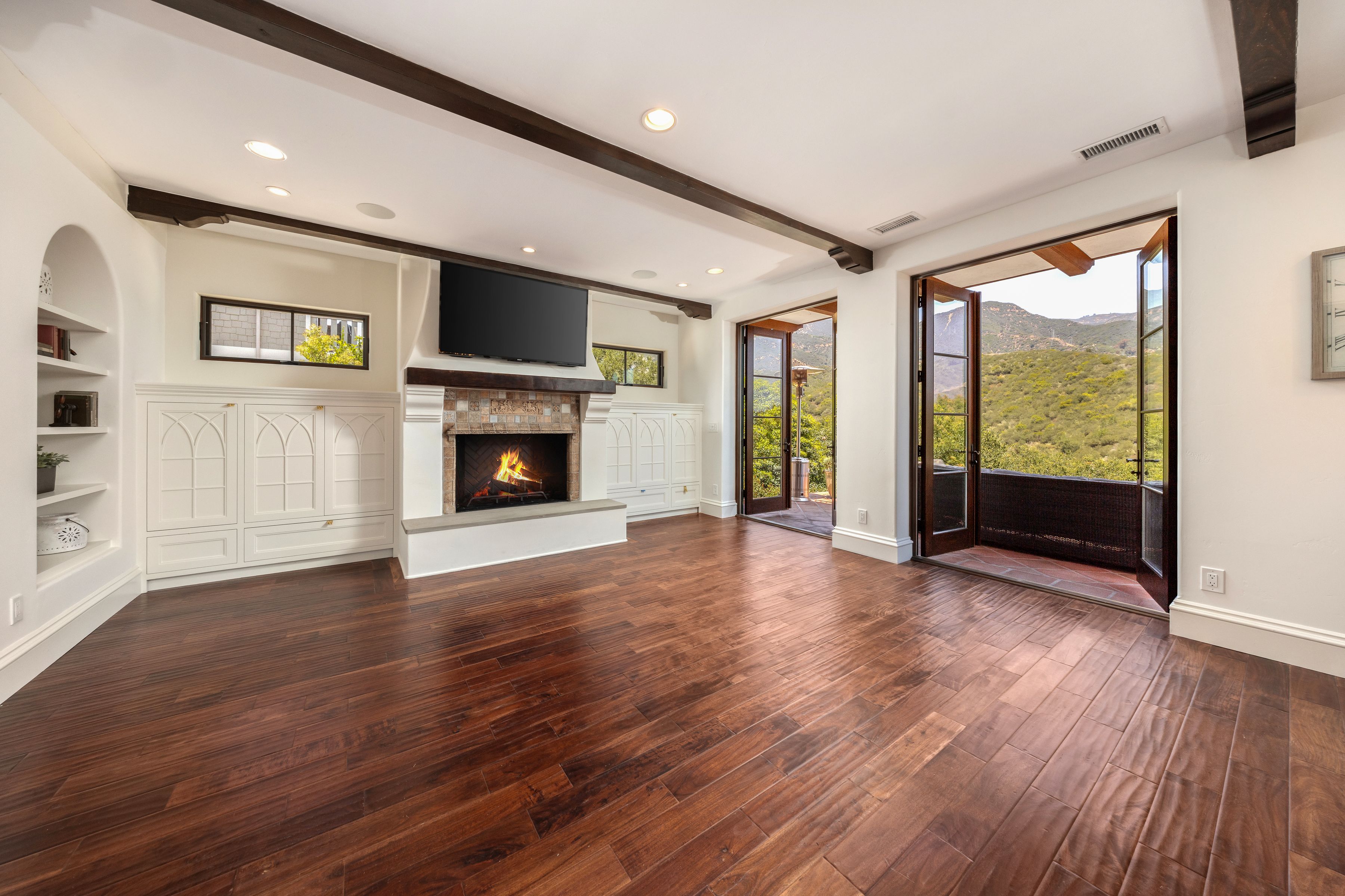  Classic Santa Barbara Home - 物件實景