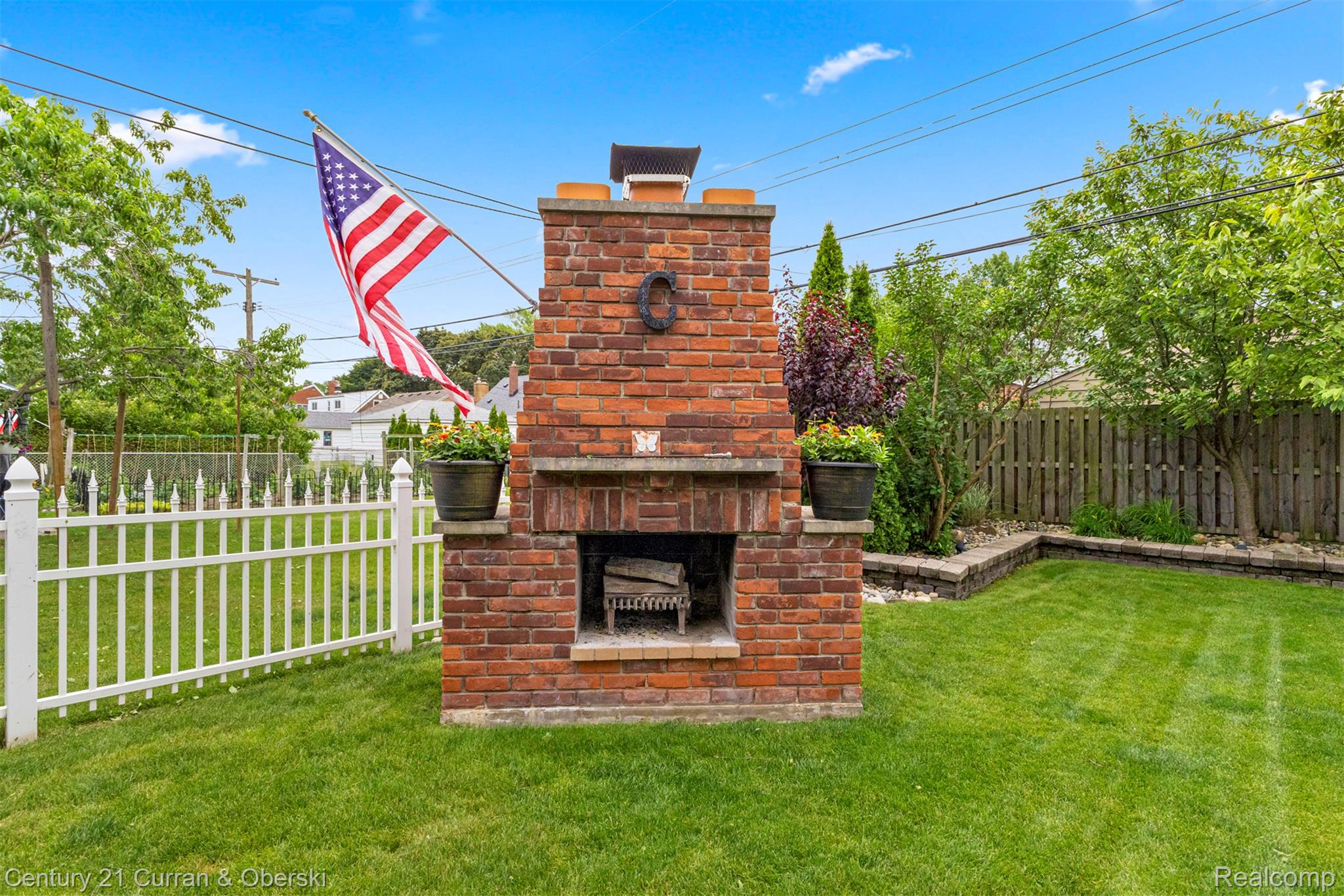 Allen Park, Michigan, 48101, United States, 4 Bedrooms Bedrooms, ,4 BathroomsBathrooms,Residential,For Sale,1982178