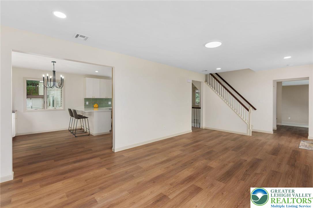 Washington Twp, Pennsylvania, 18080, United States, 3 Bedrooms Bedrooms, ,3 BathroomsBathrooms,Residential,For Sale,1984610