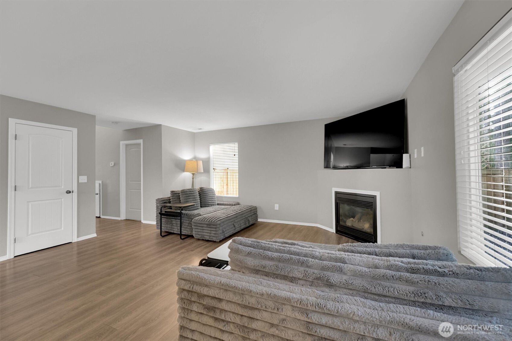 Puyallup, Washington, 98374, United States, 4 Bedrooms Bedrooms, ,3 BathroomsBathrooms,Residential,For Sale,1899672