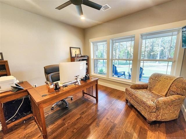 Tahlequah, Oklahoma, 74464, United States, 4 Bedrooms Bedrooms, ,4 BathroomsBathrooms,Residential,For Sale,1984008