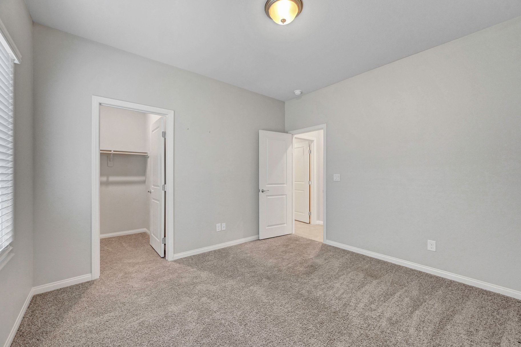 Spacious Valley Vista 5BR with Loft, 3-Car Garage & Premium Lot Size - 物件實景